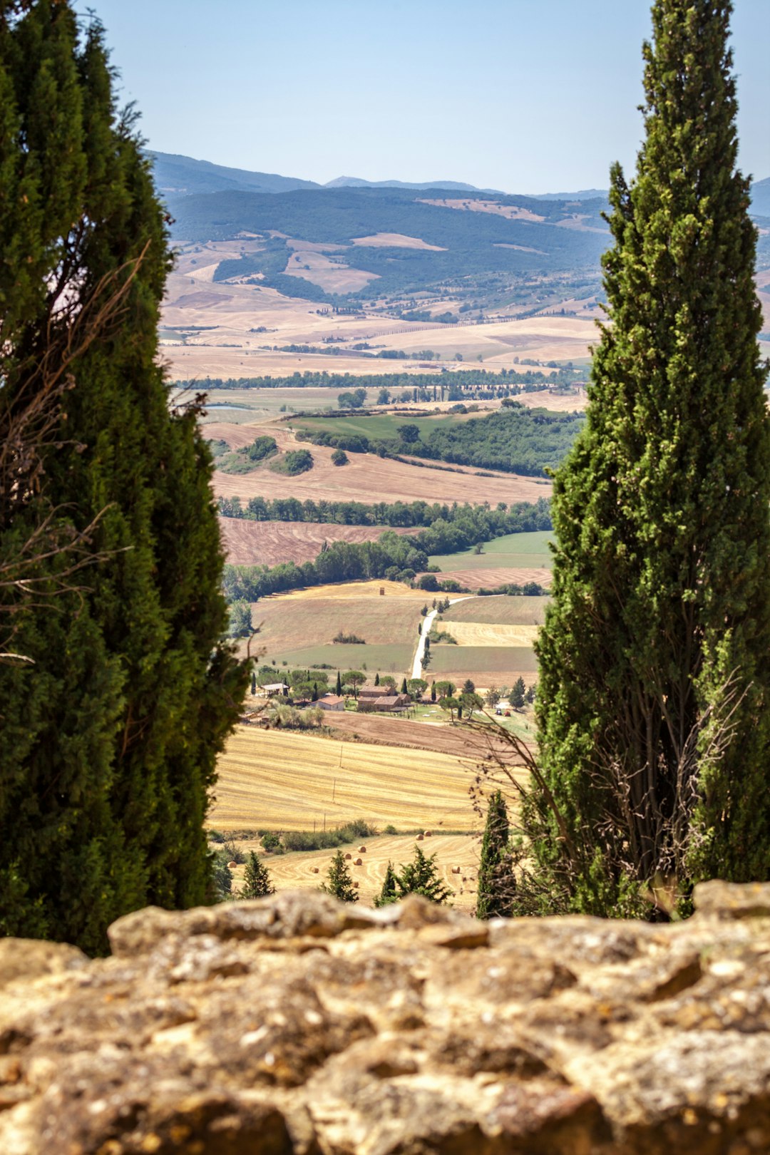 Hill photo spot Tuscany Nibbiaia