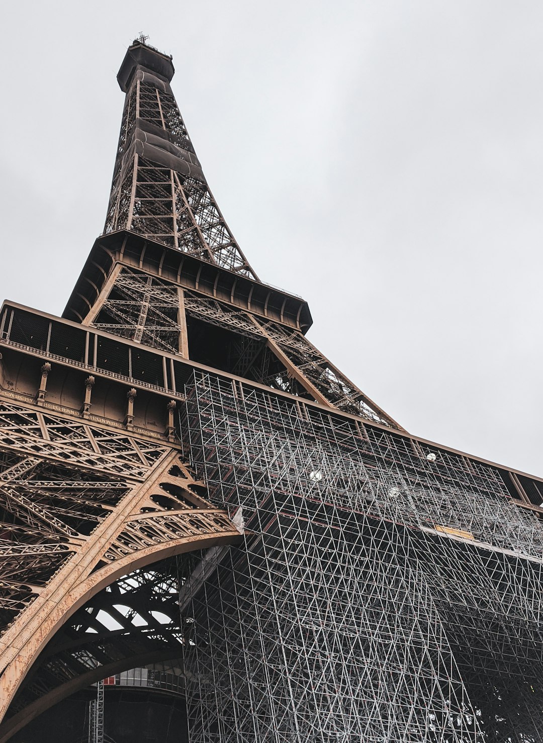 Landmark photo spot Tour Eiffel - Parc du Champ-de-Mars Tour Maine Montparnasse