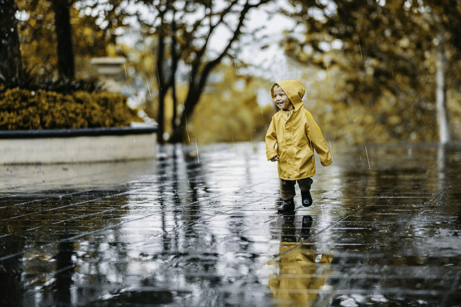 Nikon D850 + Nikon AF-S Nikkor 85mm F1.4G sample photo. Child in brown coat photography