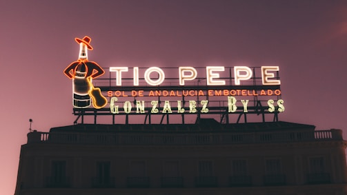 welcome to fabulous las vegas nevada signage