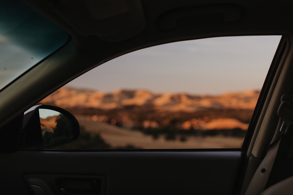 Car's Windows