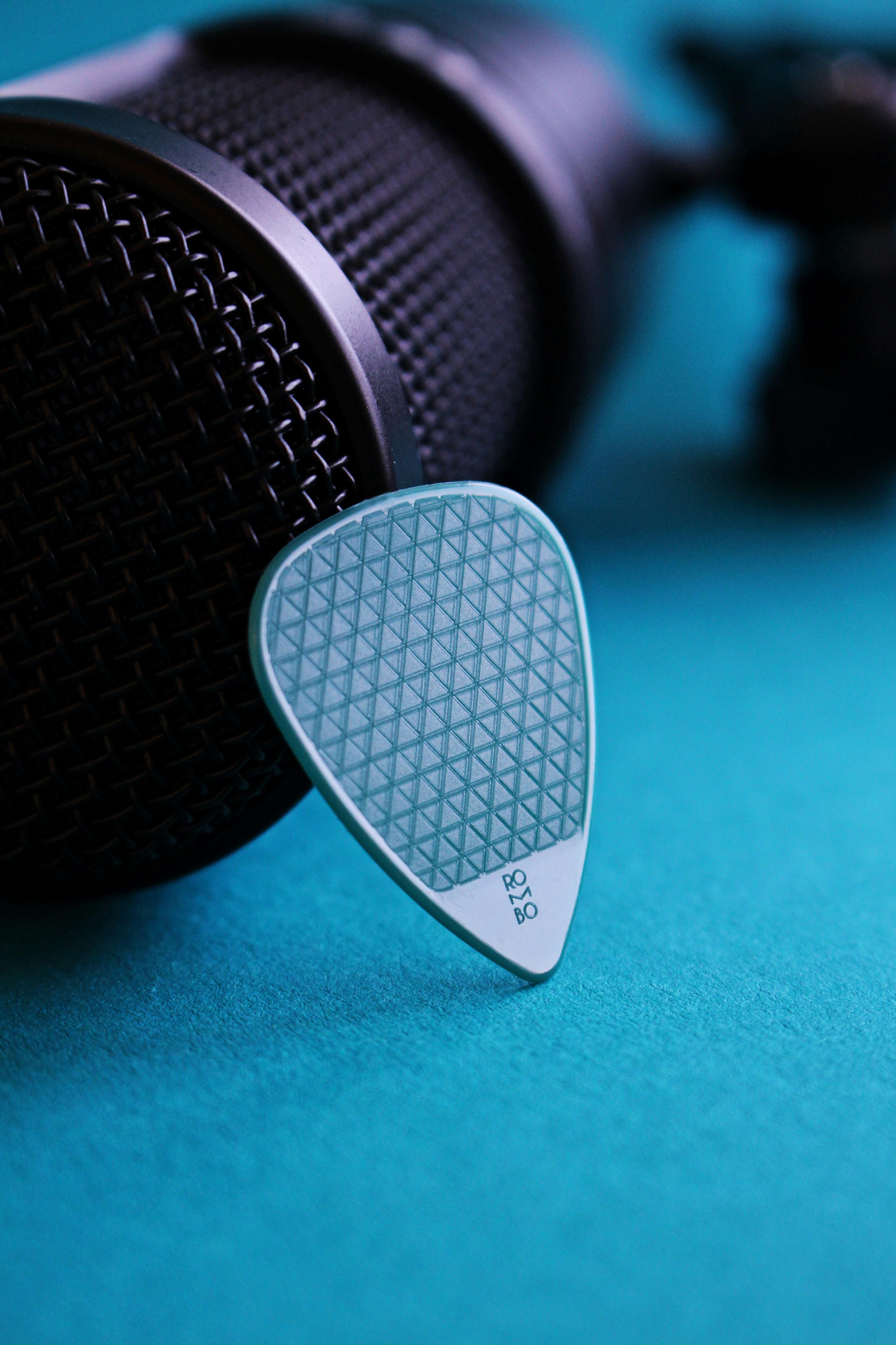 Photo by rombo_guitar_picks