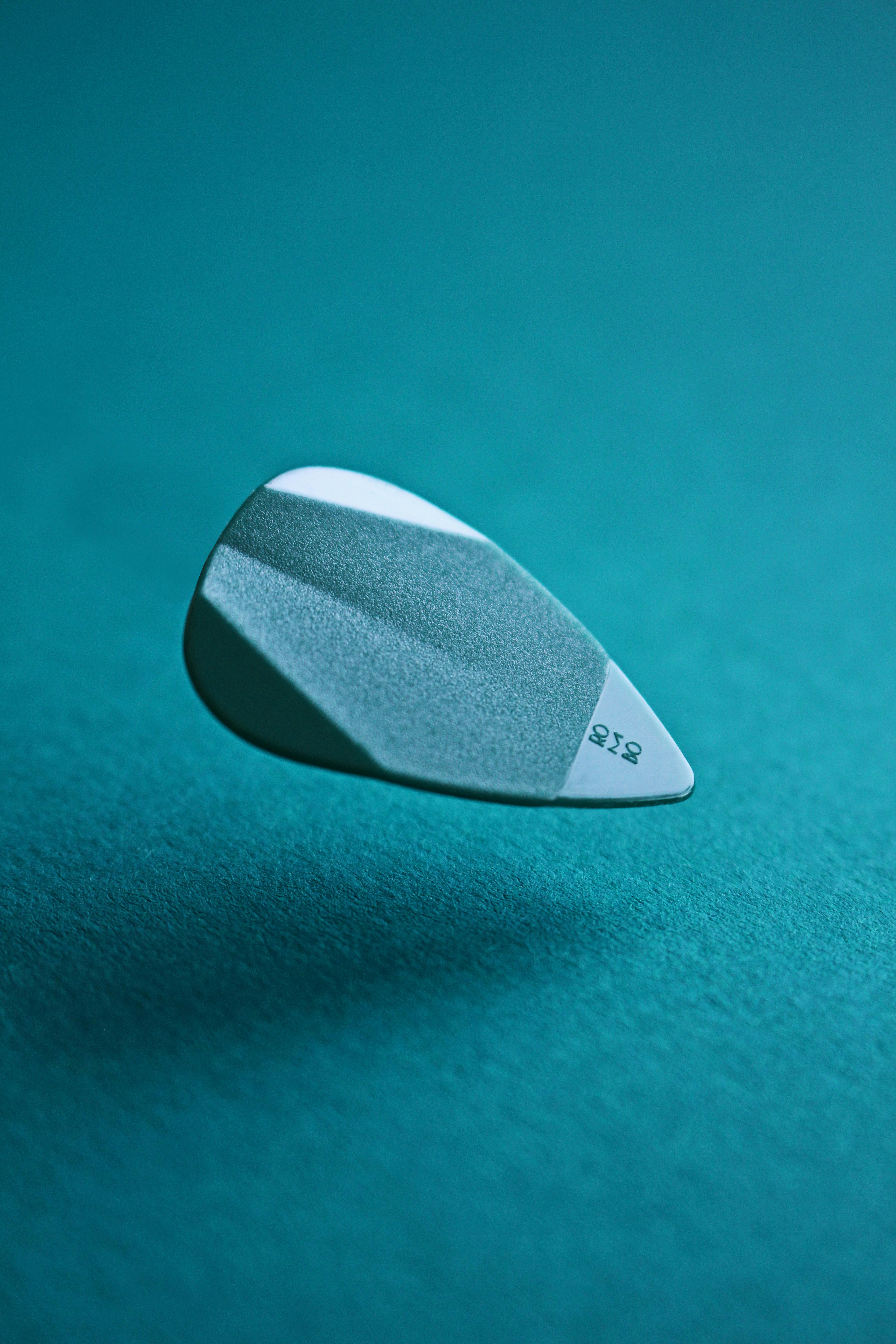 Photo by rombo_guitar_picks