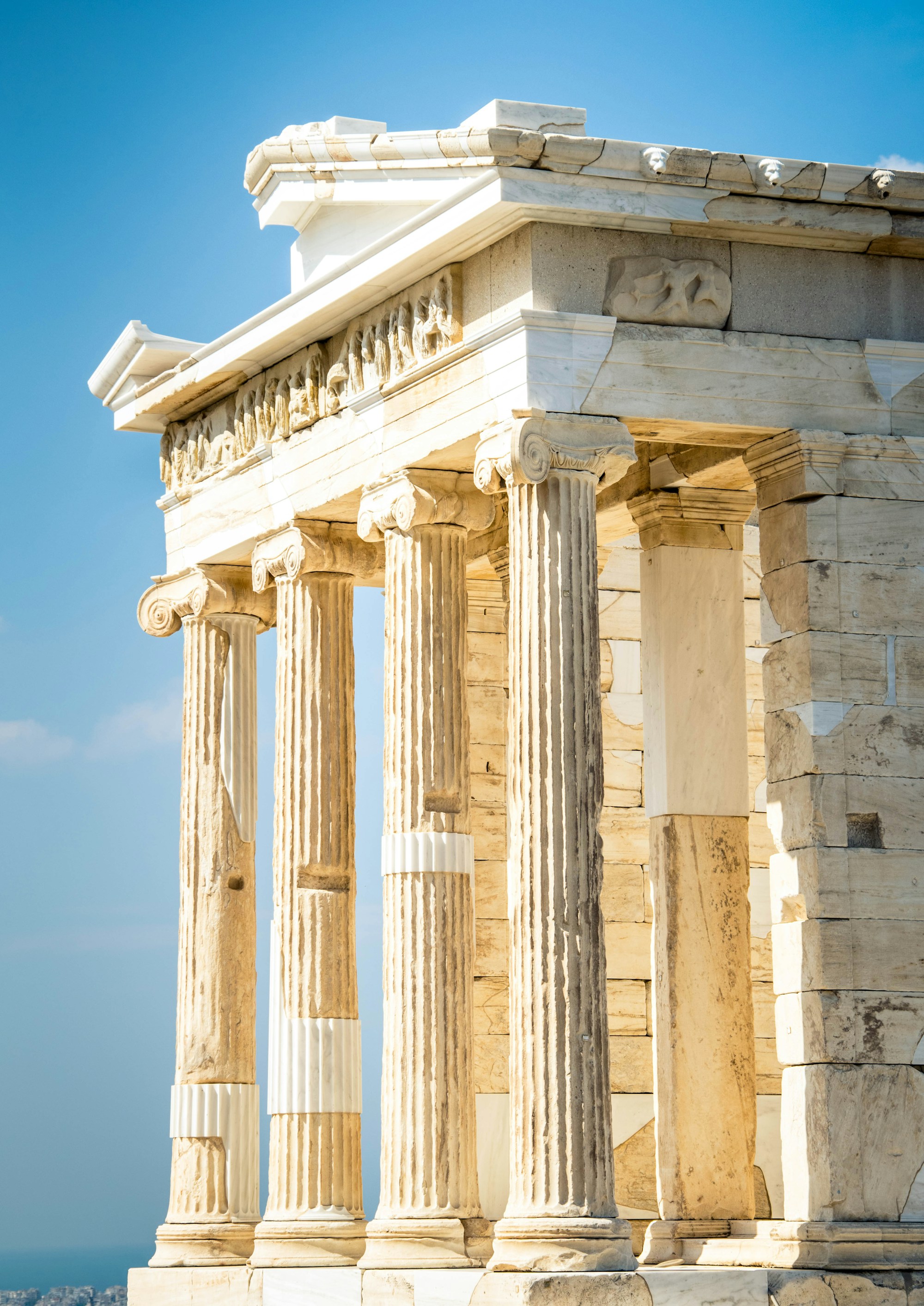 Best Months to Visit Athens: Ideal Weather and Seasons