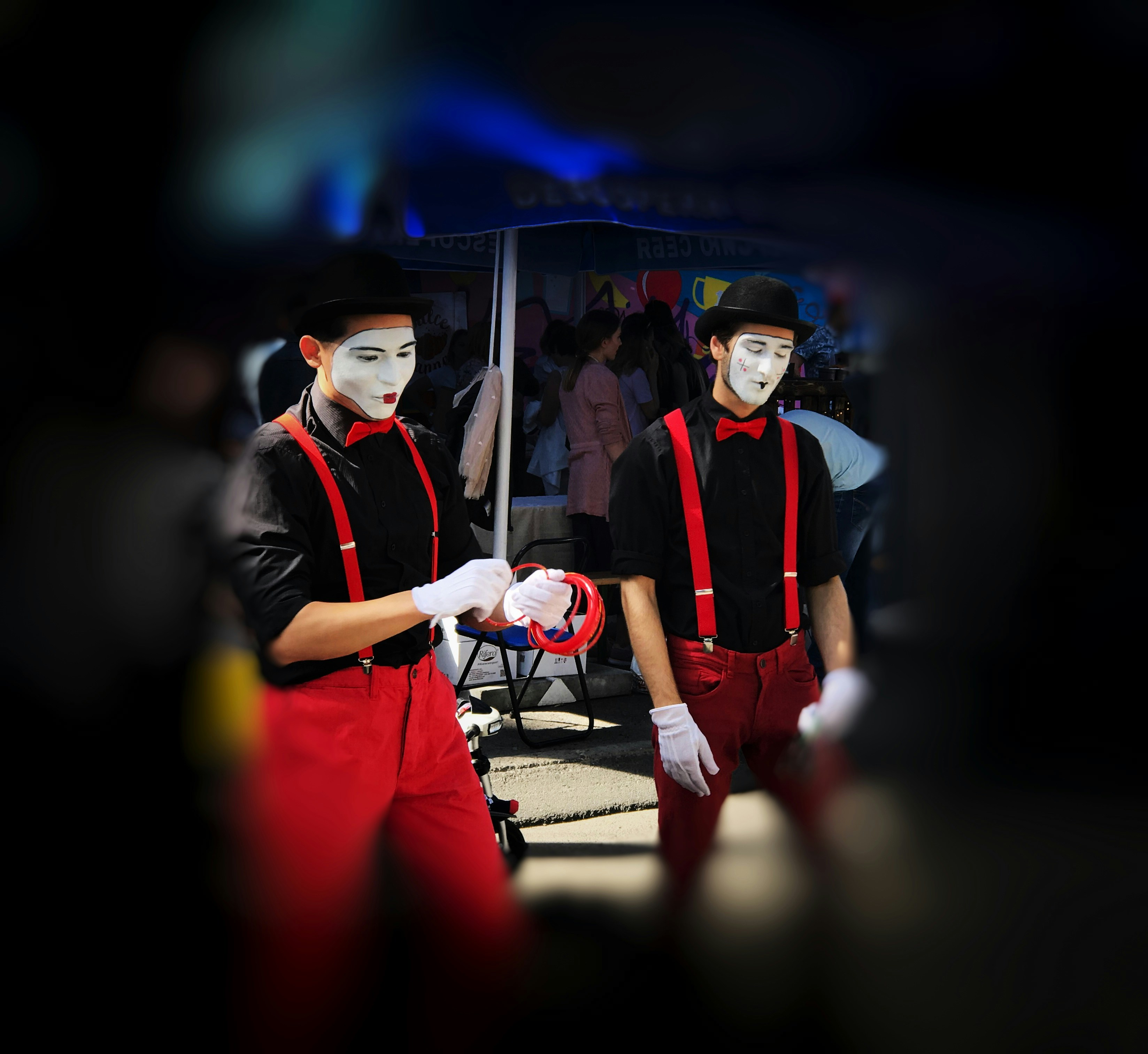 MAGIC MIRROR PHOTO BOOTH