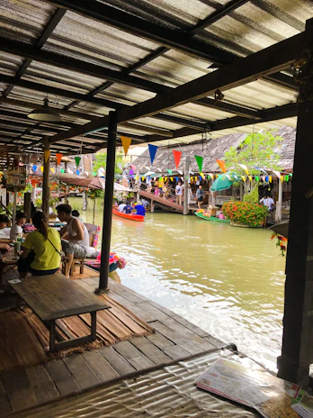 A vibrant local market scene near the Rabbit House homestay.