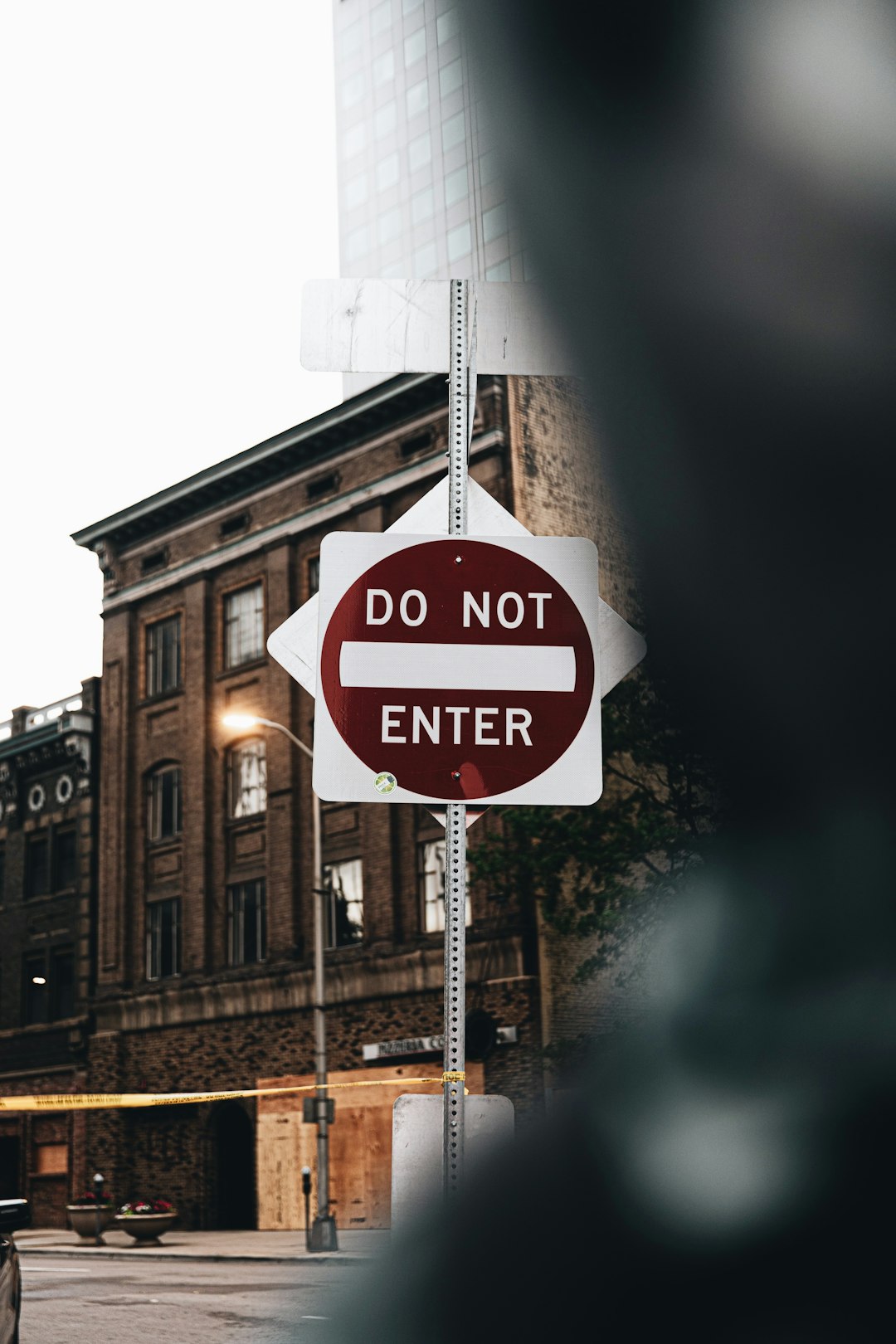 white and red stop sign