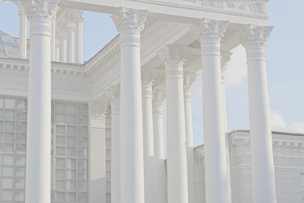 white concrete pillar during daytime