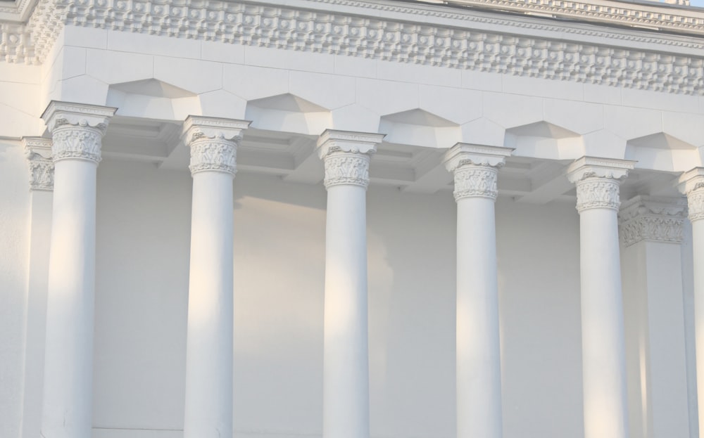 white concrete pillar during daytime