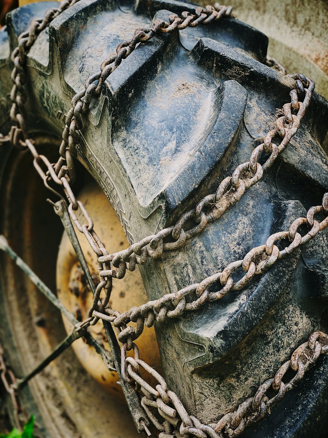 grey metal chain link fence