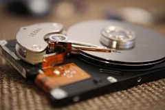 hard disk drive internals