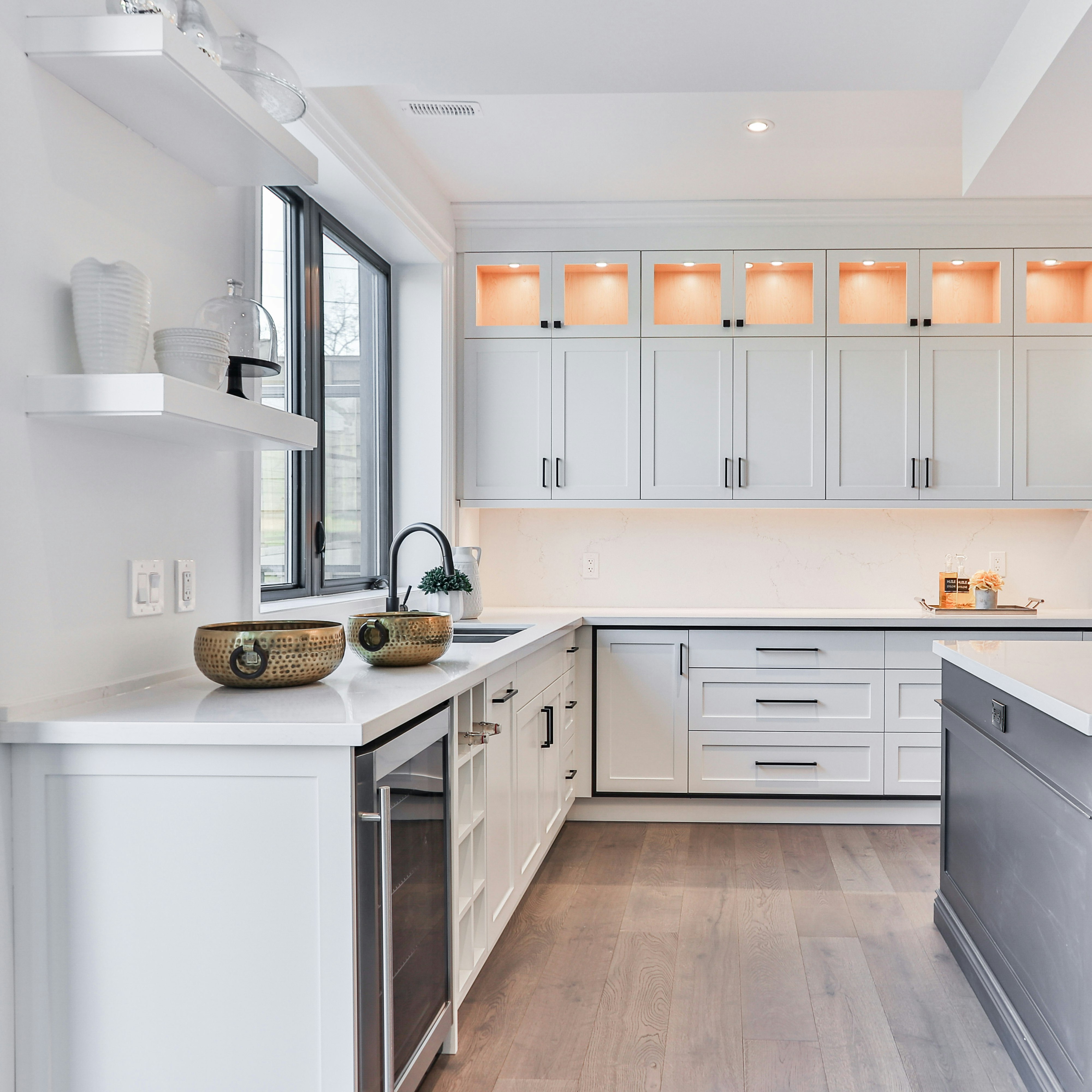 white wooden kitchen cabinet with white wooden kitchen cabinet