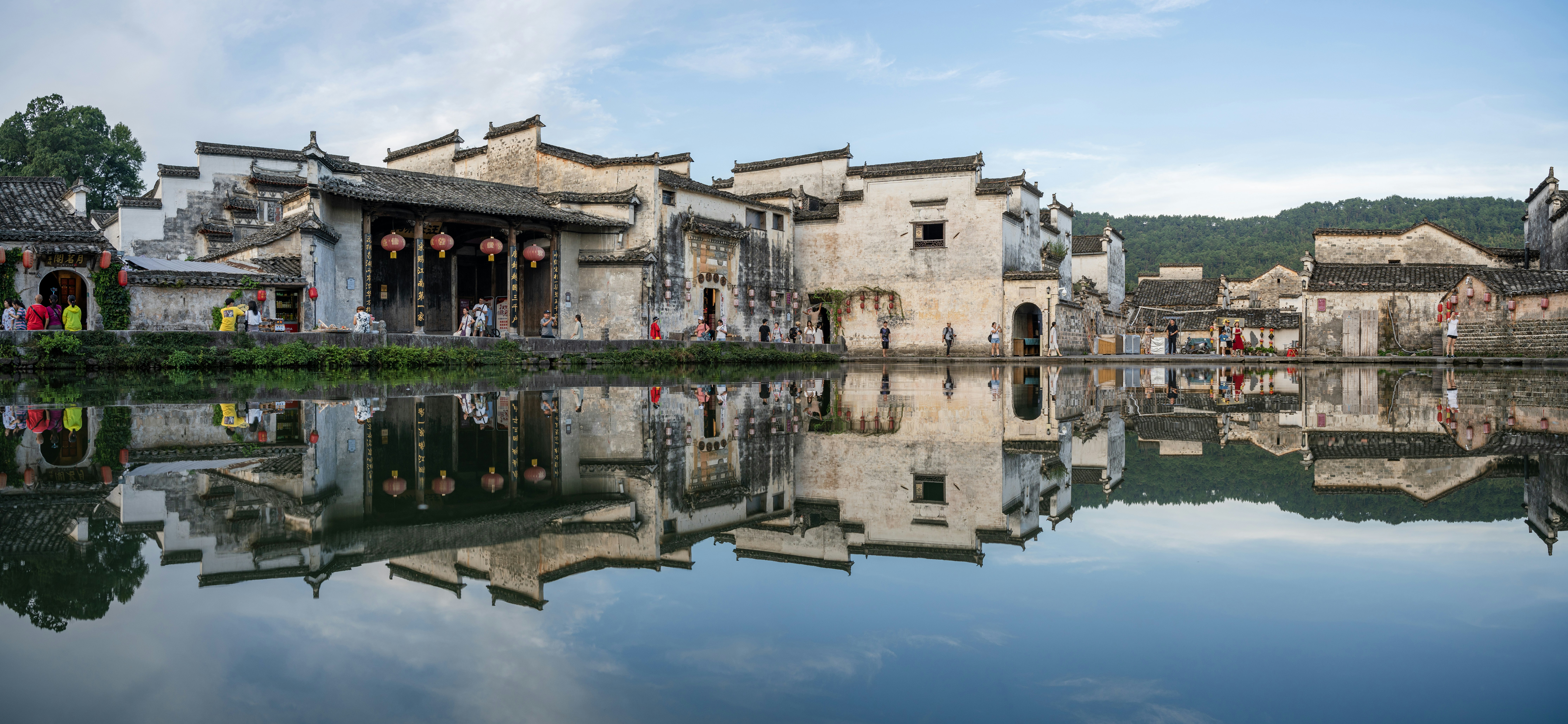 Photo by whiterainforest