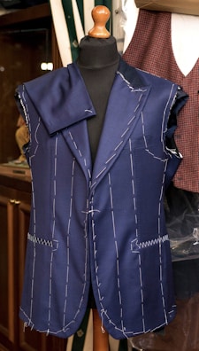 black button up long sleeve shirt