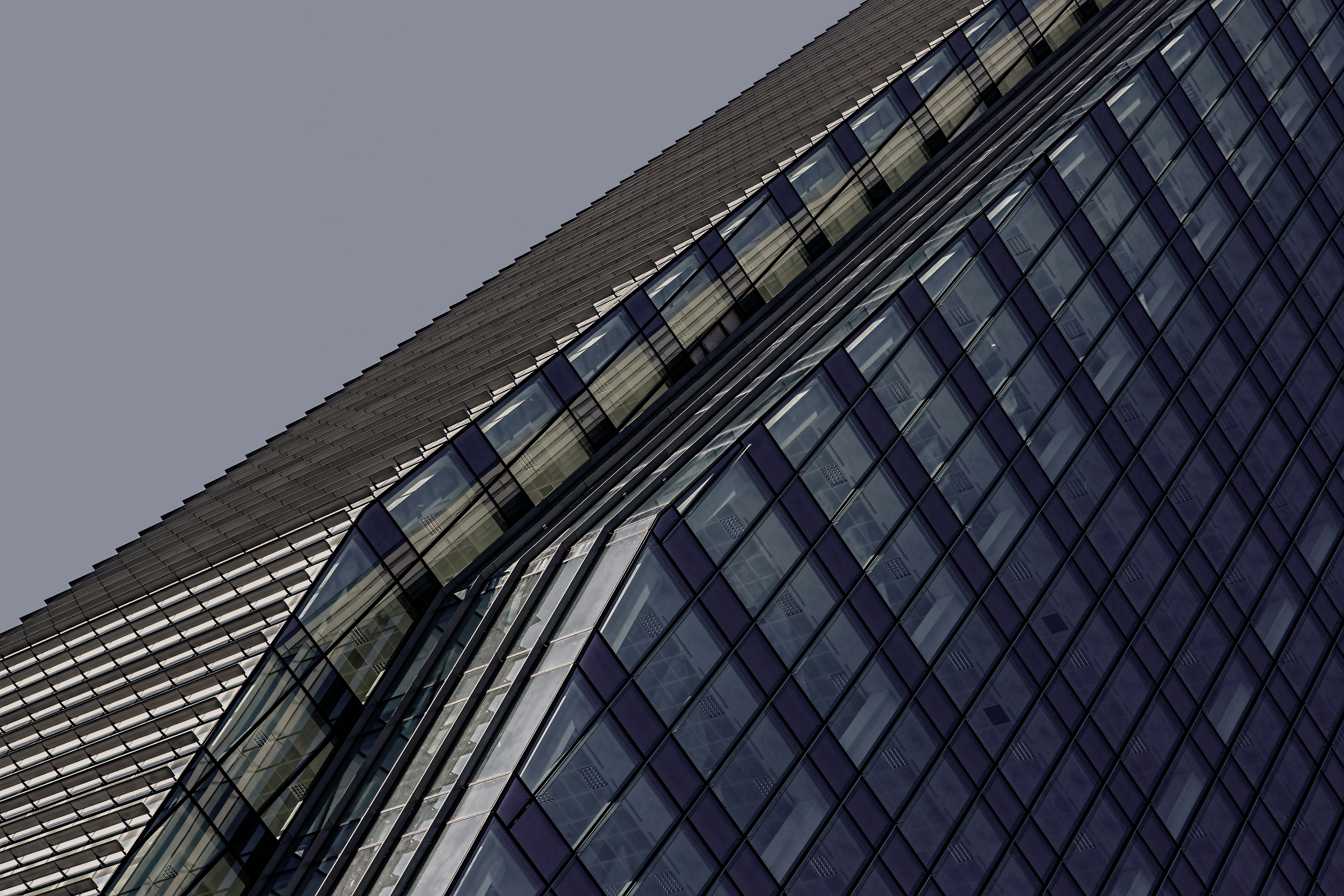 Vertiv Deepens AI Bet with $1B Liquid Cooling Acquisition