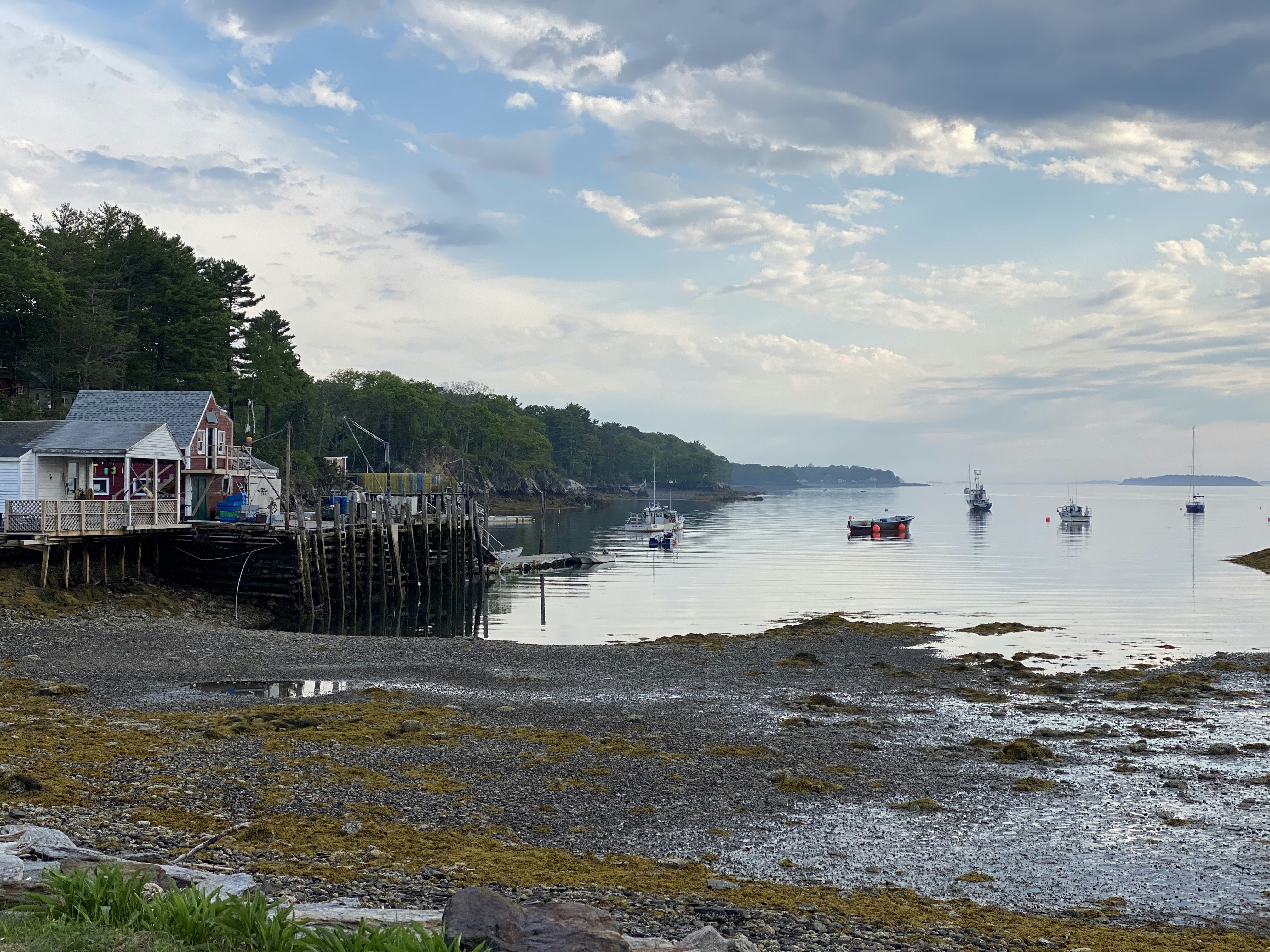 Harpswell residents keep form of government