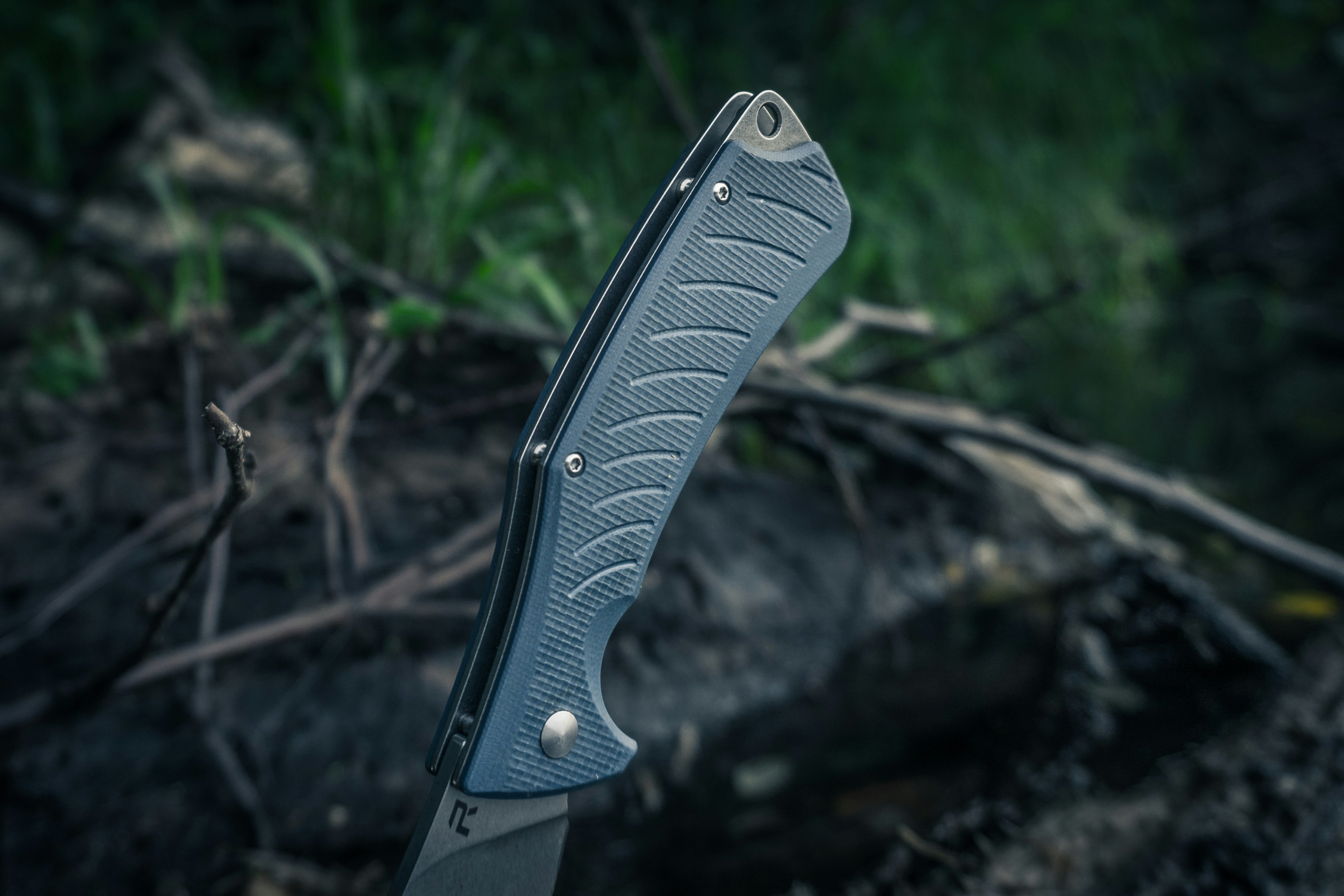 black and white nike air max