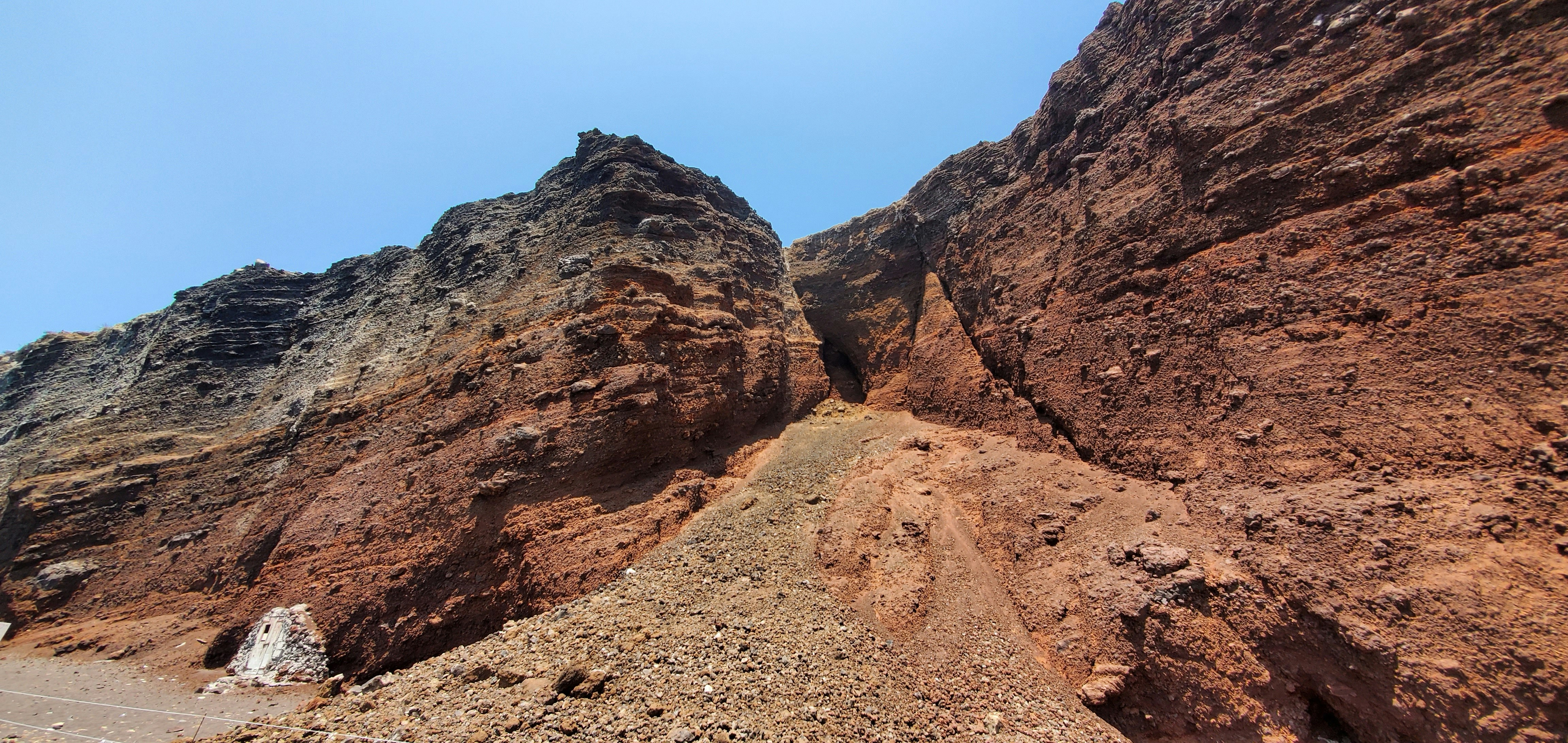 Photo by urielbitton