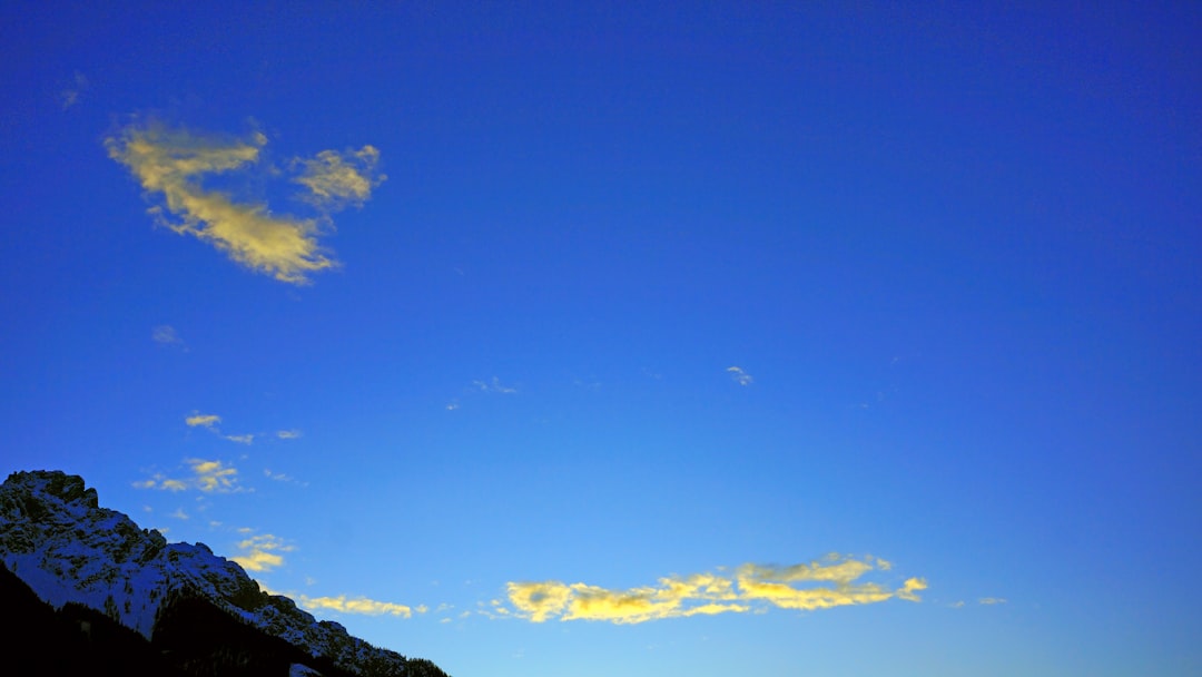 blue sky and white clouds