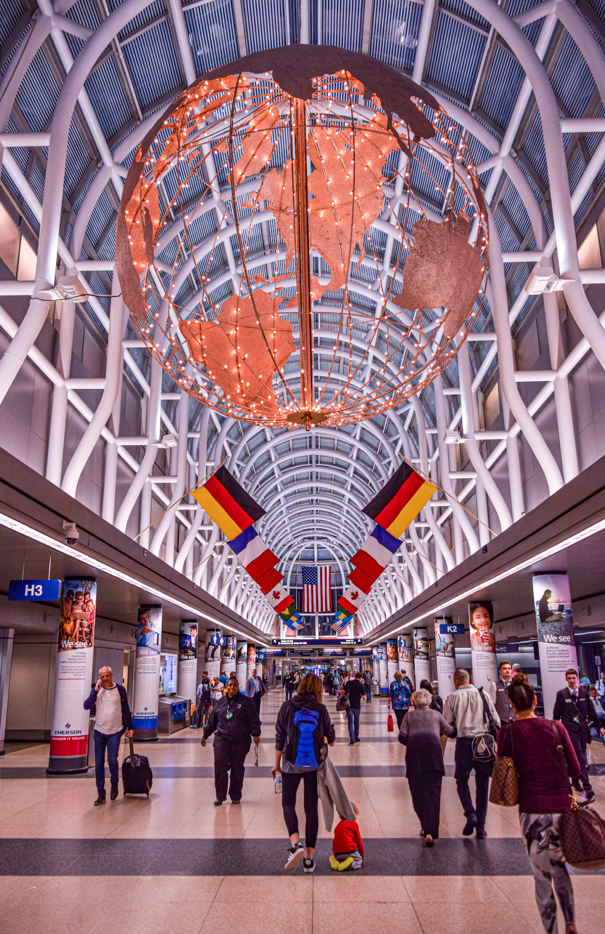MKE, O'Hare, or Midway: Which Airport Should Southeast Wisconsin Travelers Use?
