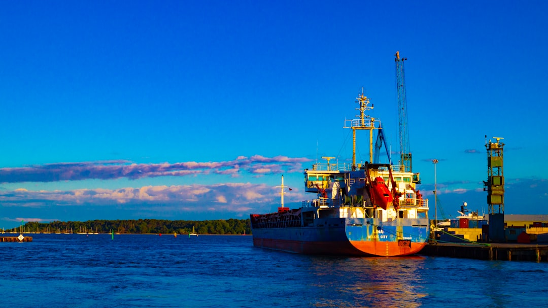 travelers stories about Ocean in Poole Harbour, United Kingdom