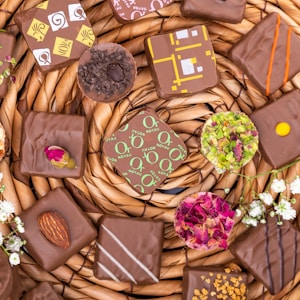 brown wooden blocks with assorted flowers