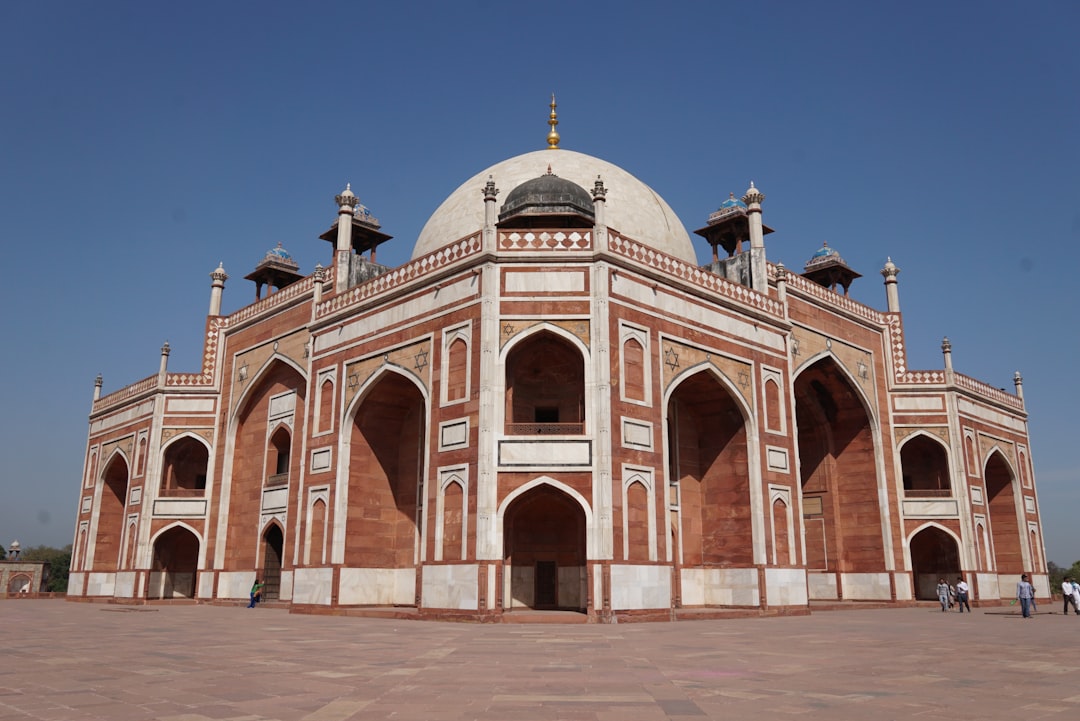 Travel Tips and Stories of Humayun’s Tomb in India