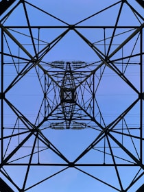 black metal frame with glass roof
