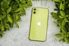 Apple iPhone 15 (128 GB)