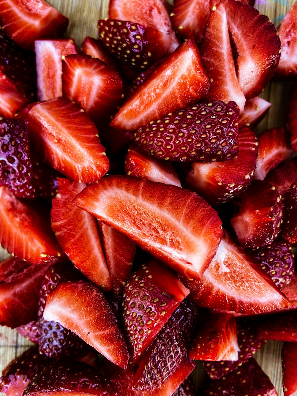close up photo of sliced strawberries