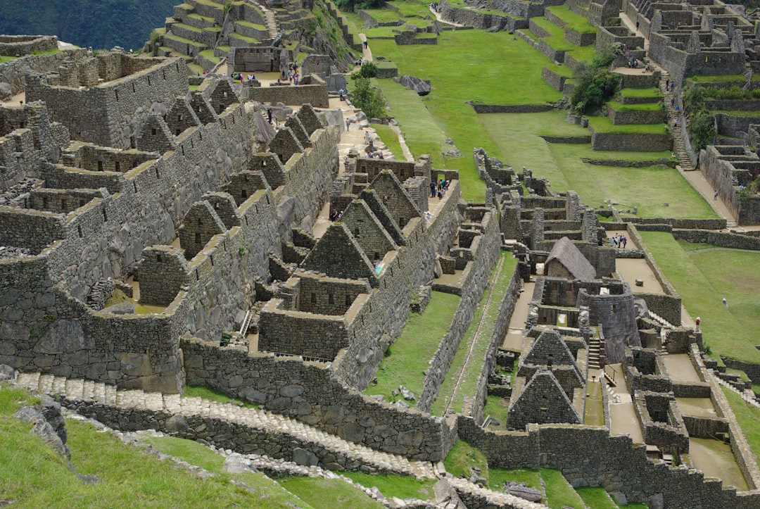 Navigating the Queue A Guide to Obtaining Your Machu Picchu Ticket In-Person