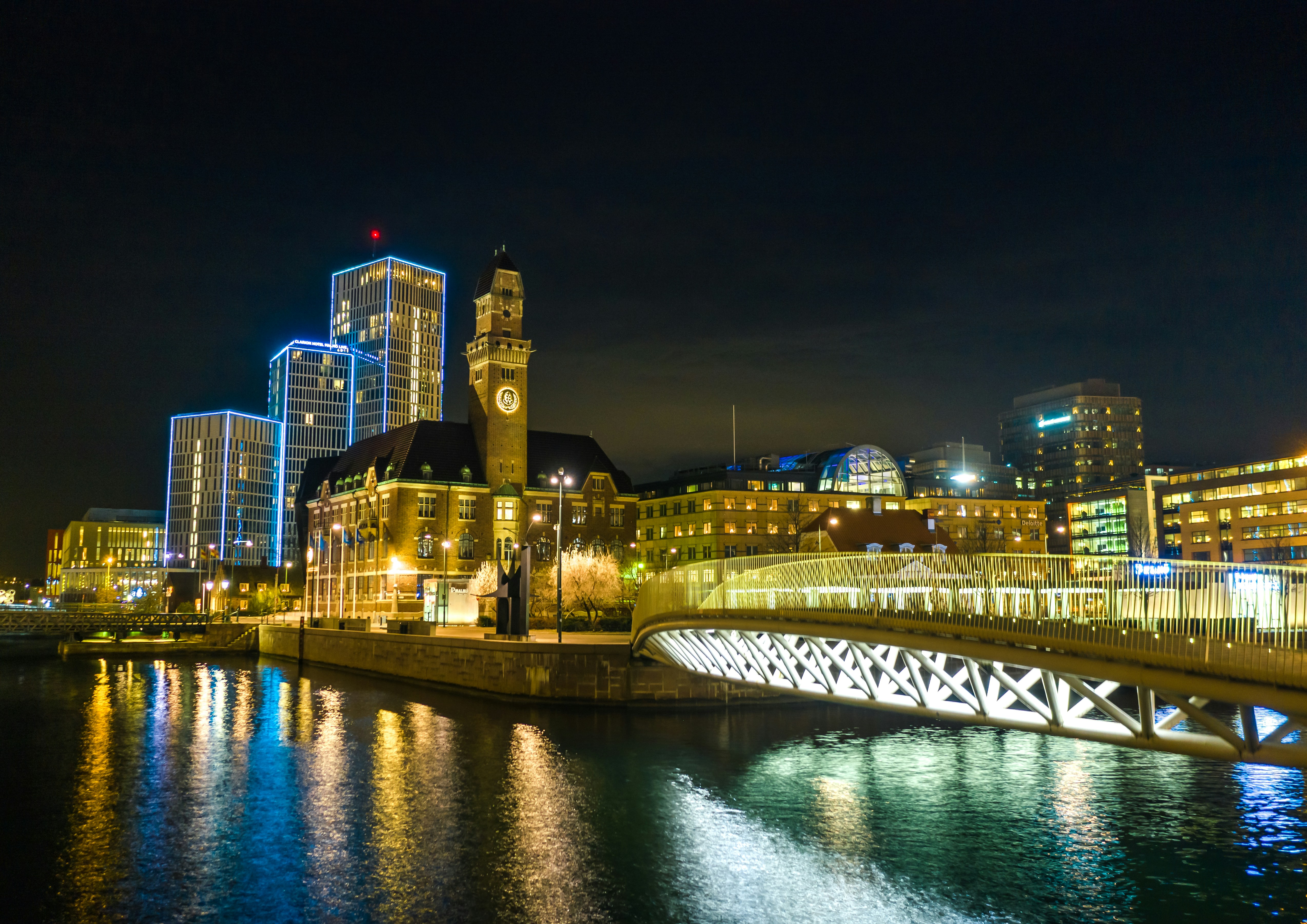 Photo by fredrikmalmgren