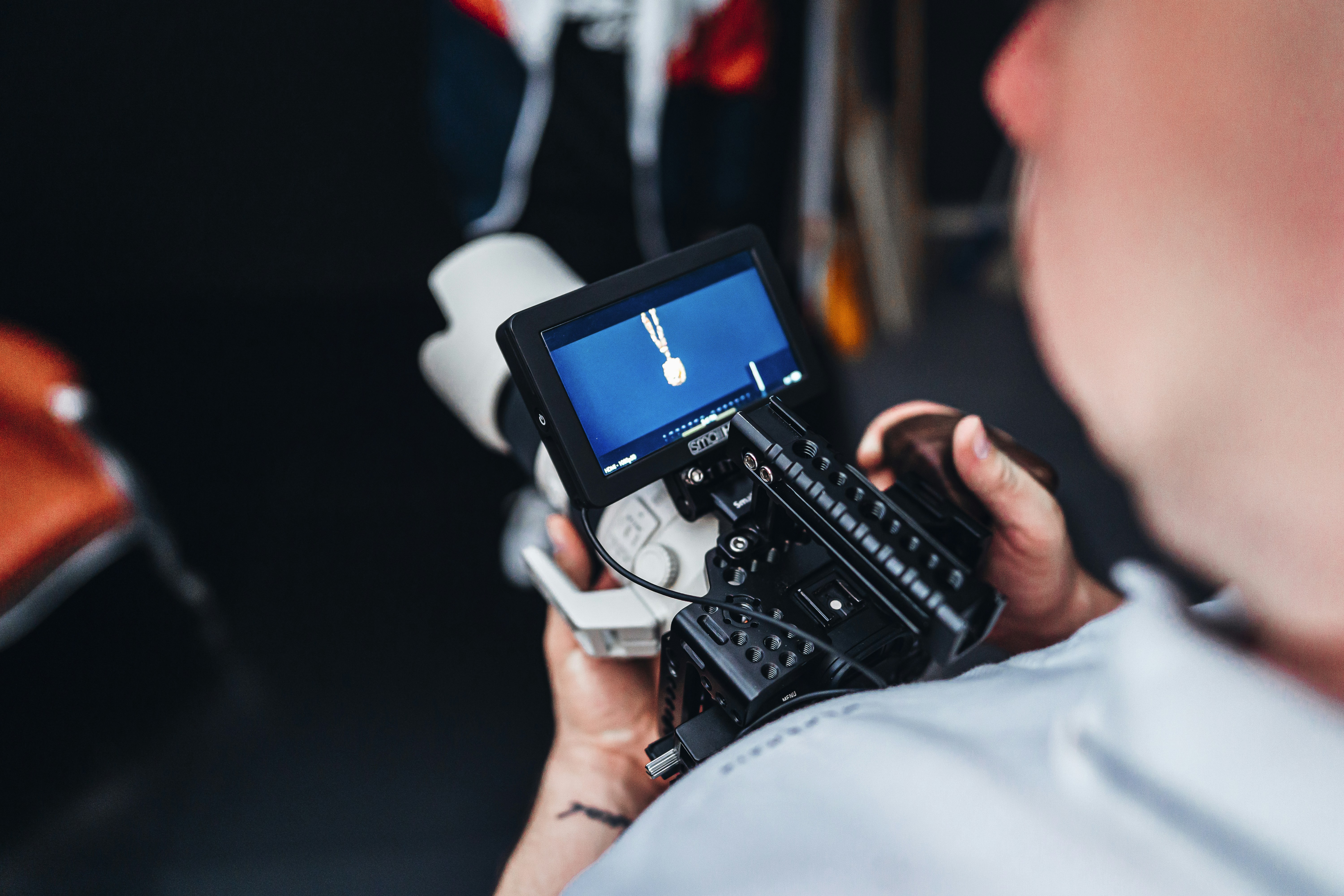 Photo by frame_media