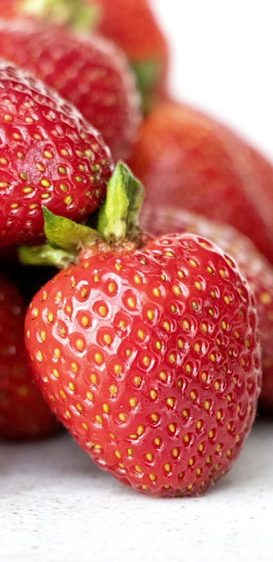 healthy strawberry smoothie