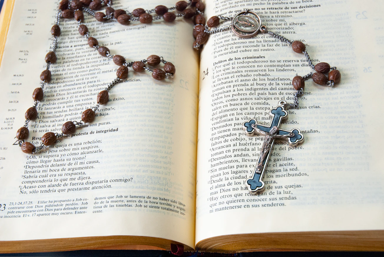 Why Every Catholic Should Carry A Rosary