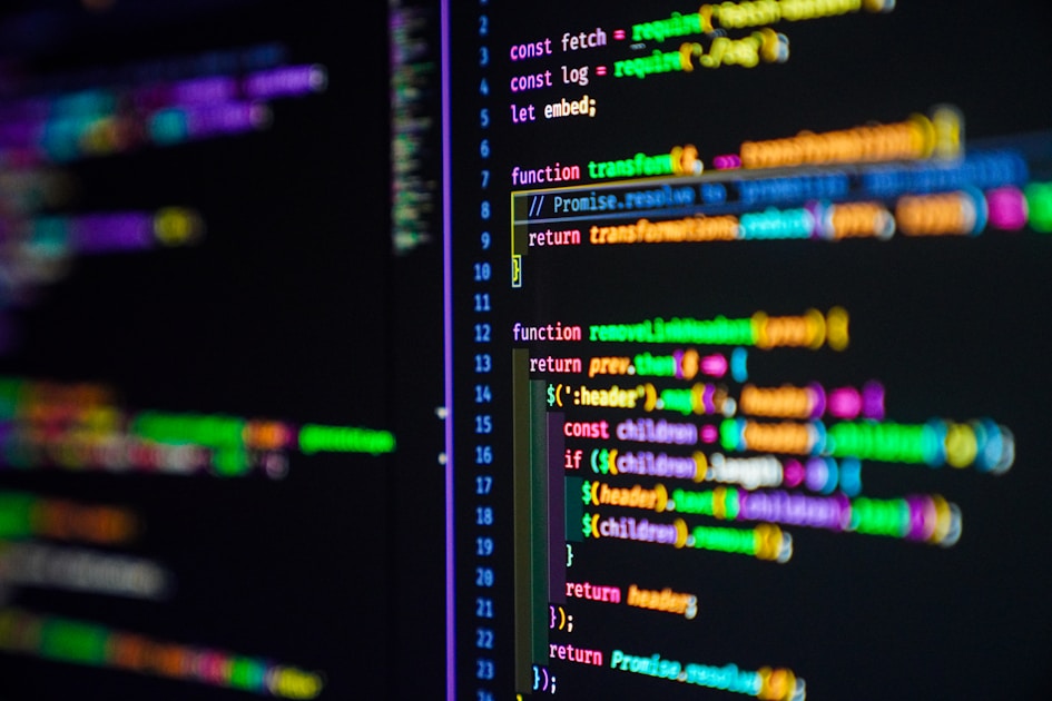 Go API サーバーのアーキテクチャ設計論 (2025年版): Gin と GORM/sqlc のトレードオフ