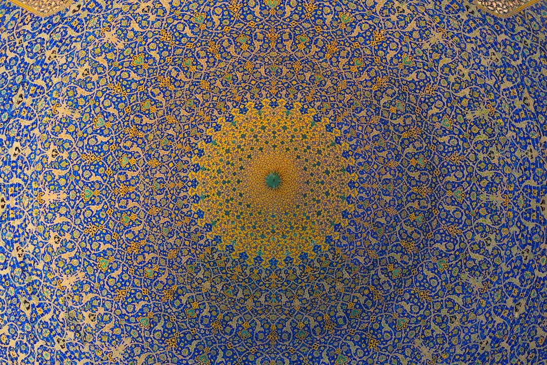 Isfahan rug - silk and wool persian rug