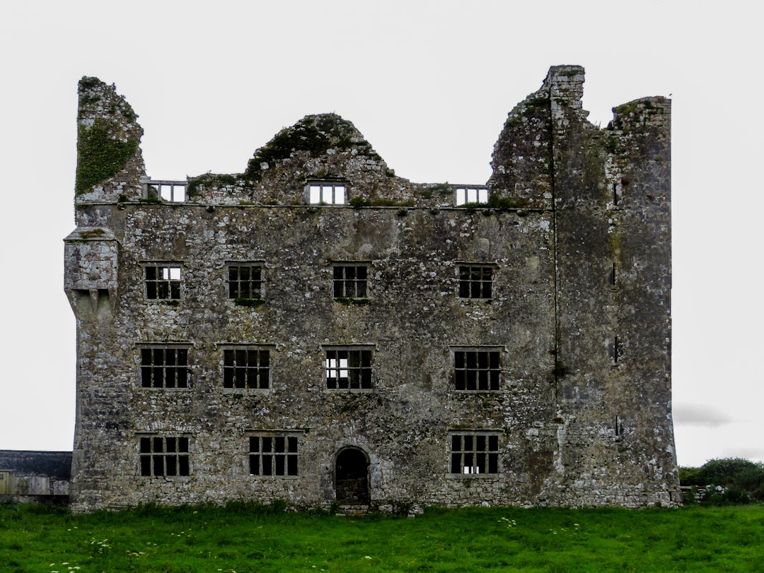 Ruins photo spot Leamaneh Dunguaire Castle