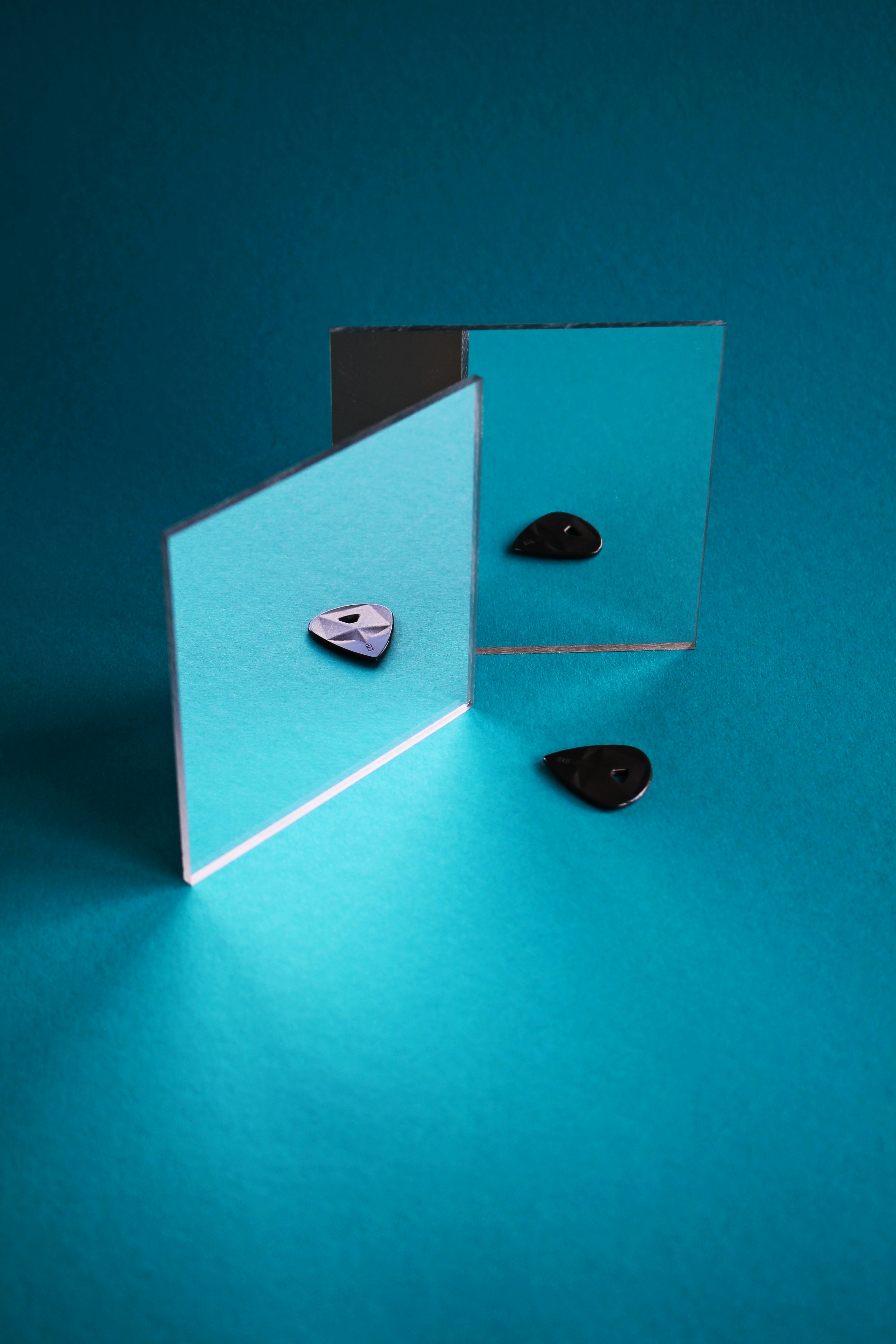 Photo by rombo_guitar_picks