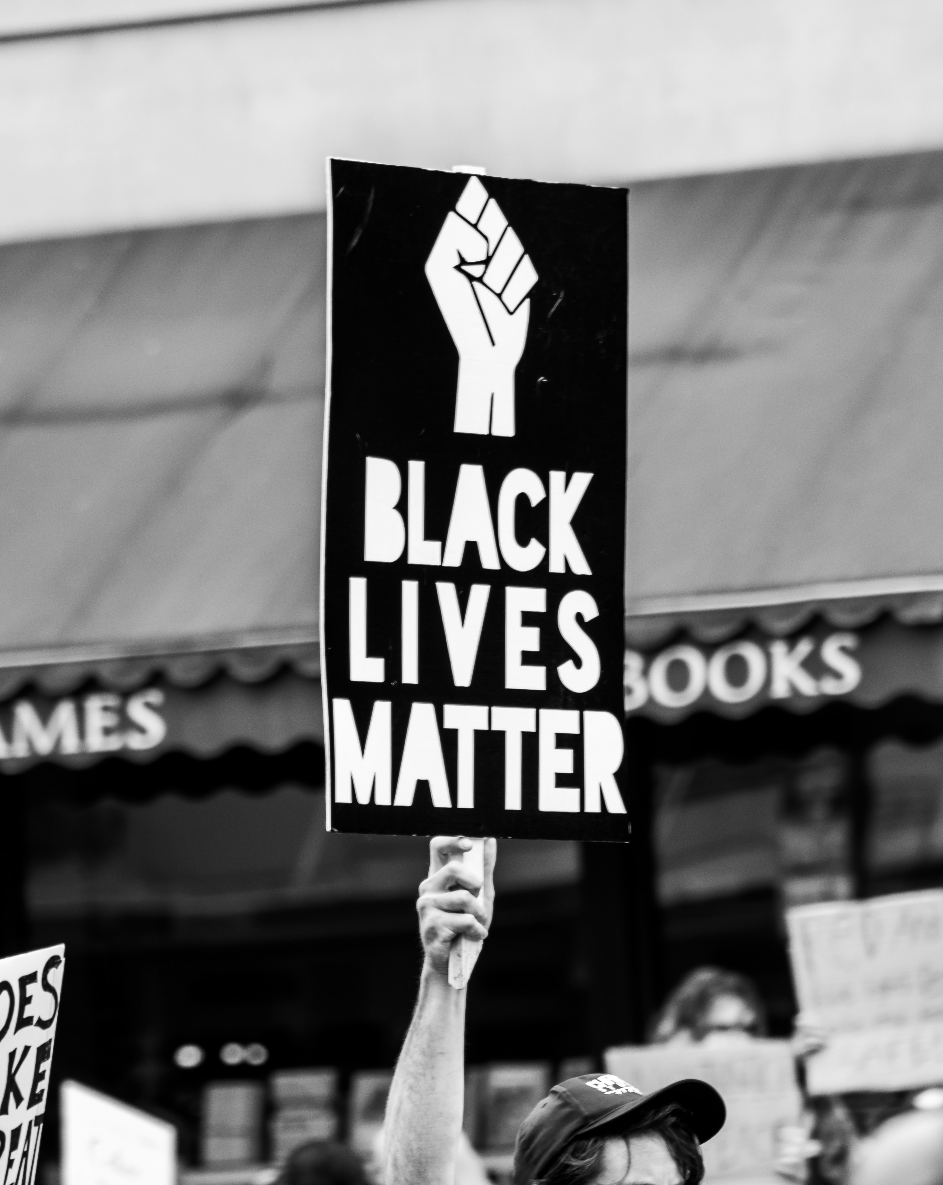 Photo by jonathanmuriu