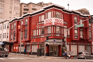 Front entrance of Redding Ride Revive at 548 Market St, San Francisco.
