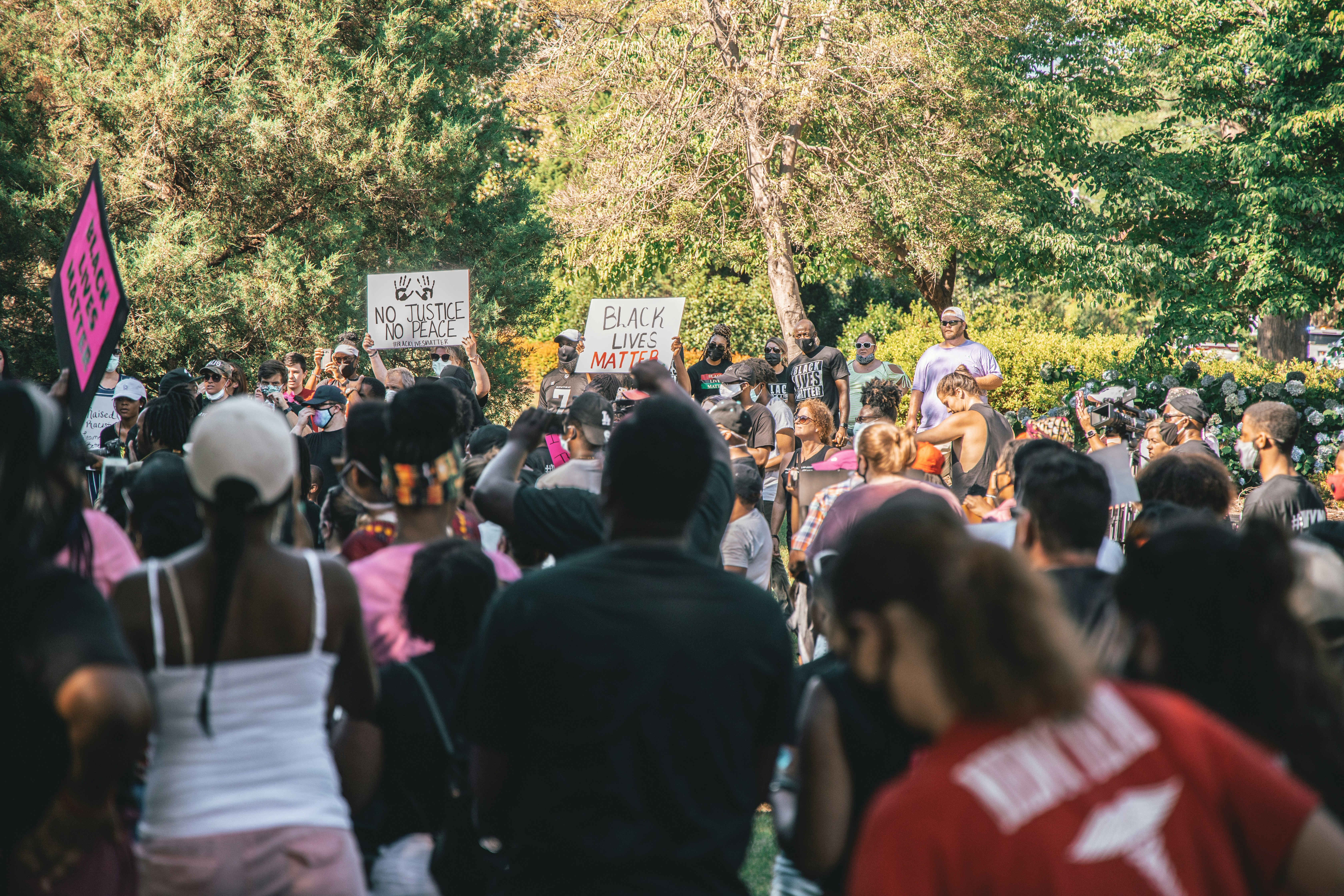 Photo by luismorerat