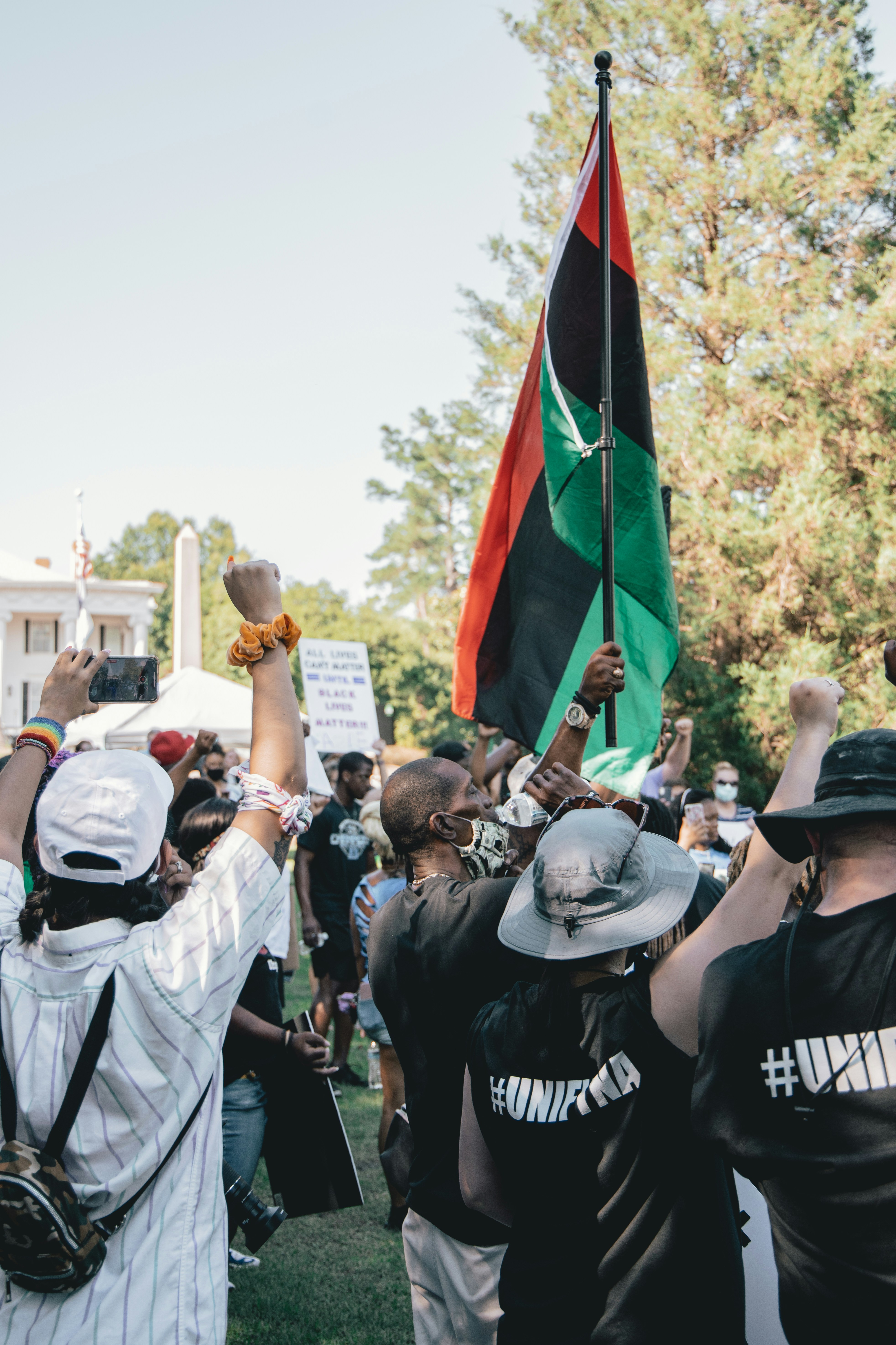 Photo by luismorerat