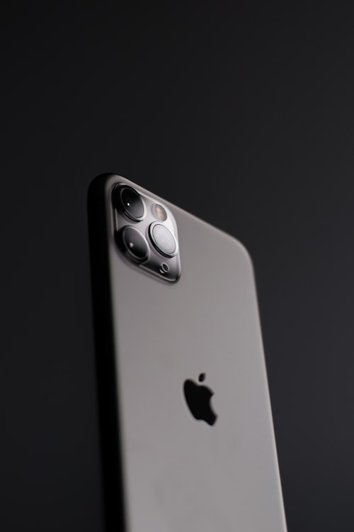 Apple iPhone 15 (128GB)