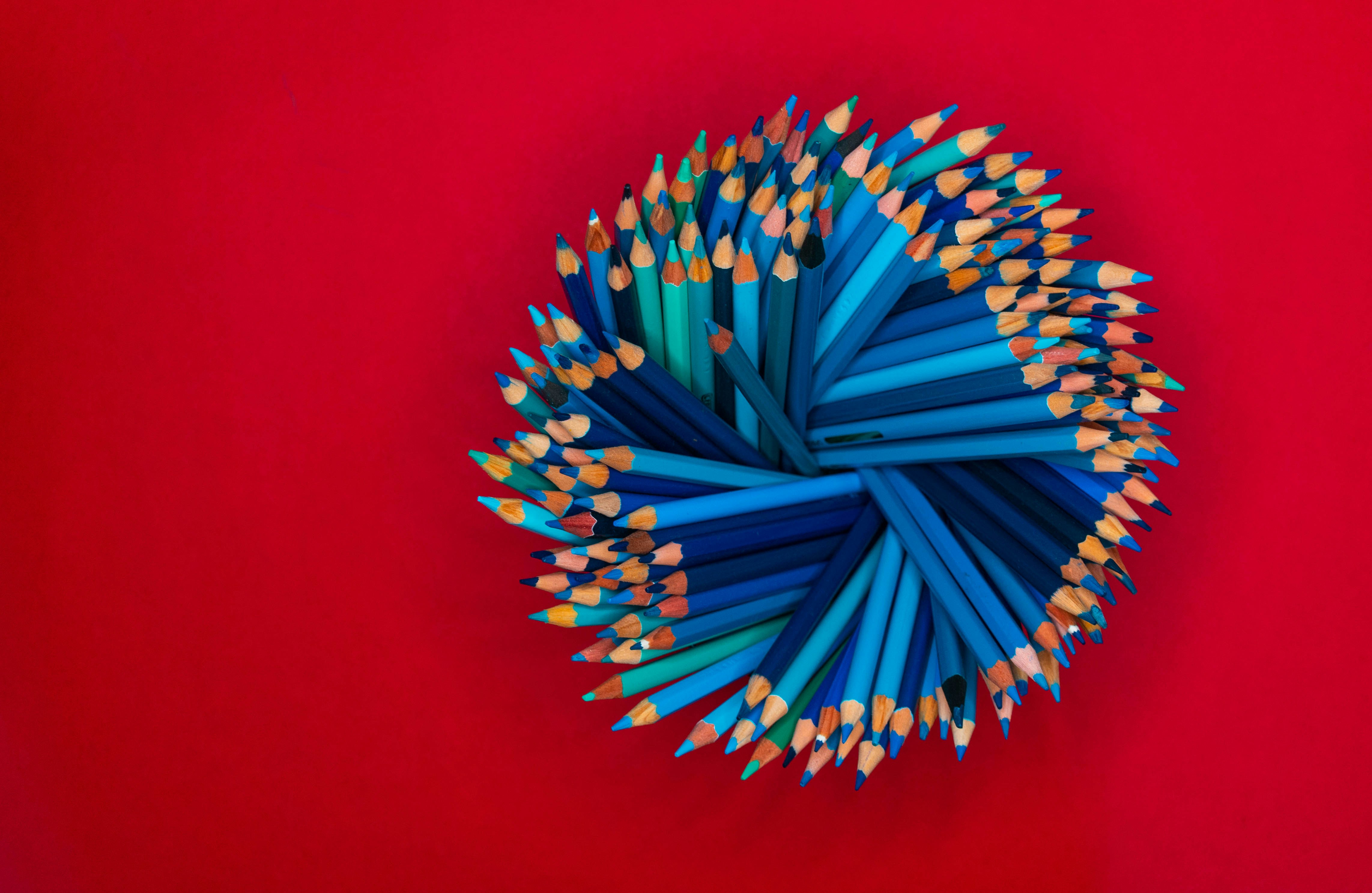 red blue and white color pencils