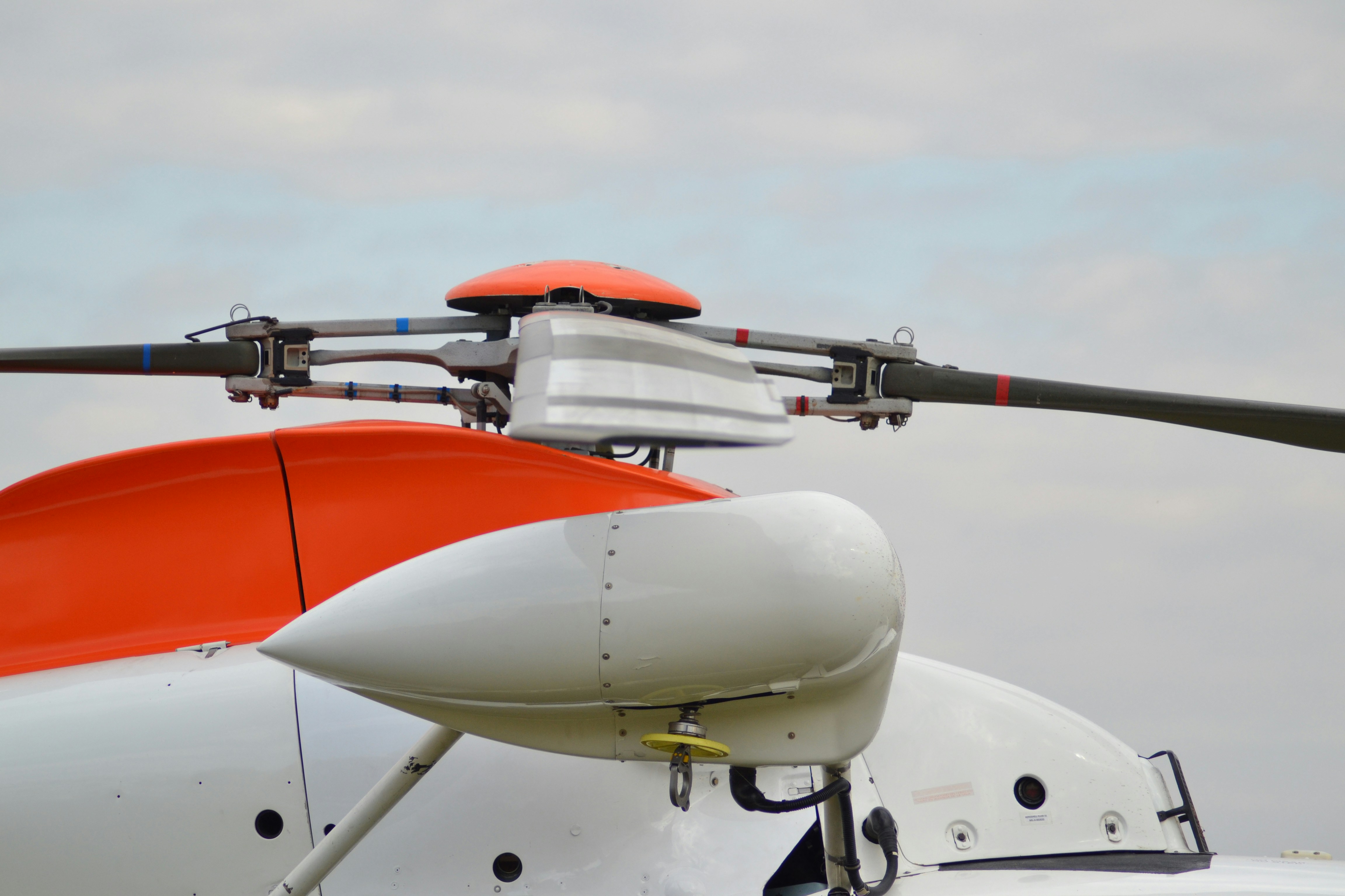 Autonomous Helicopter-Robot Duo Revolutionizes Wind Turbine Maintenance Safety