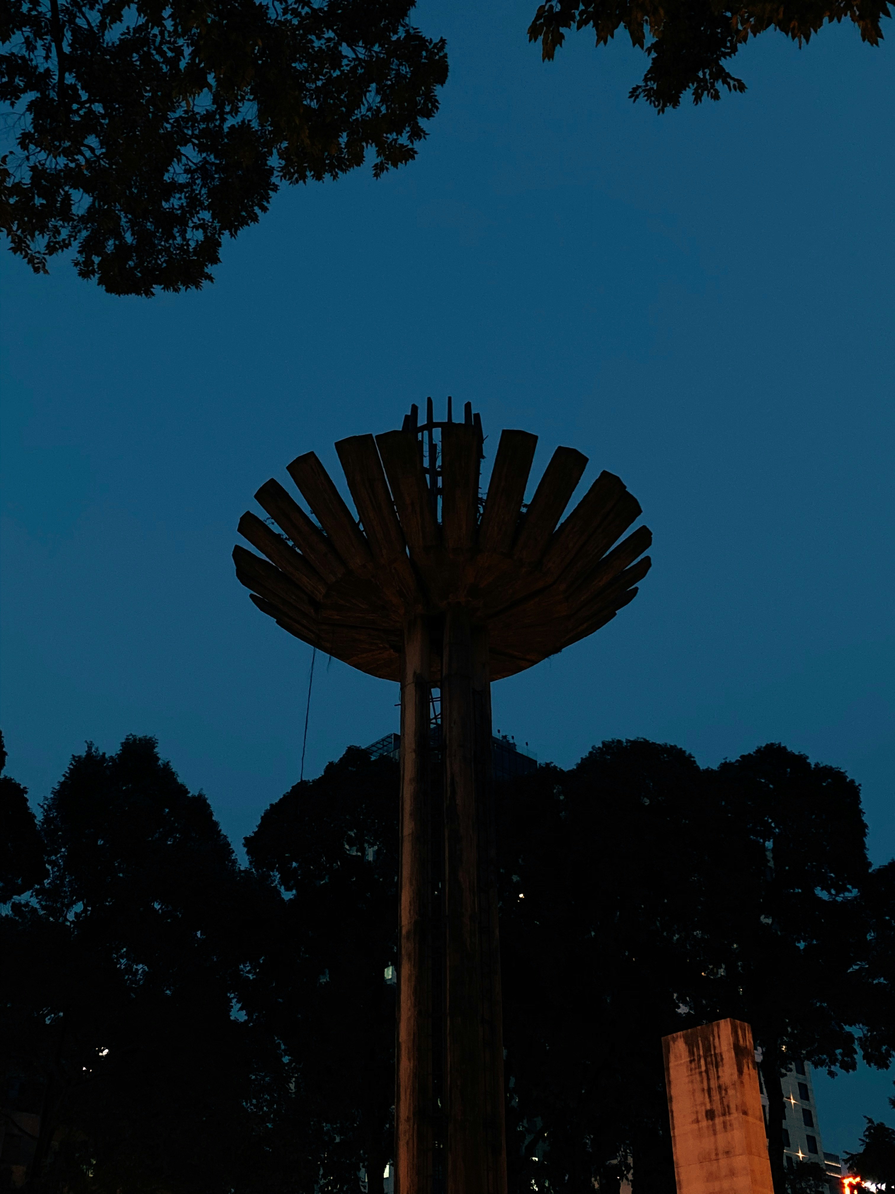 Receta de Patatas guisadas con costillas adobadas