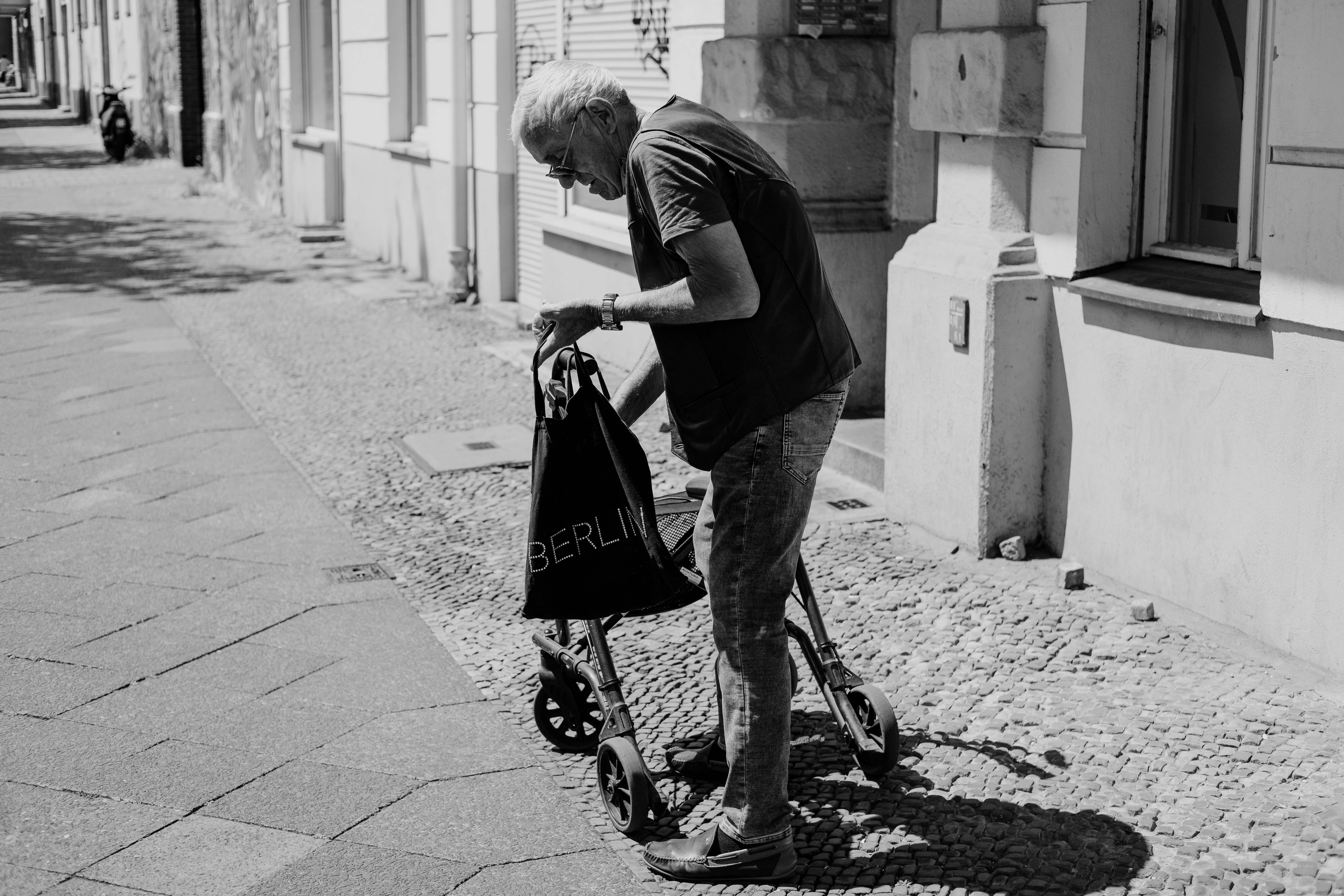 photo-1592824220754-47b4c94cac04?ixid=M3wxMjA3fDB8MXxzZWFyY2h8MTl8fCVEMCVCQSVEMSU4MyVEMCVCRiVEMCVCOCVEMSU4MiVEMSU4QyUyMCVEMCVCMSVEMCVCRSVEMSU4OCVEMCVCQSVEMCVCOHxlbnwwfHx8fDE3NTQ2ODM3OTF8MA\u0026ixlib=rb-4.1.0