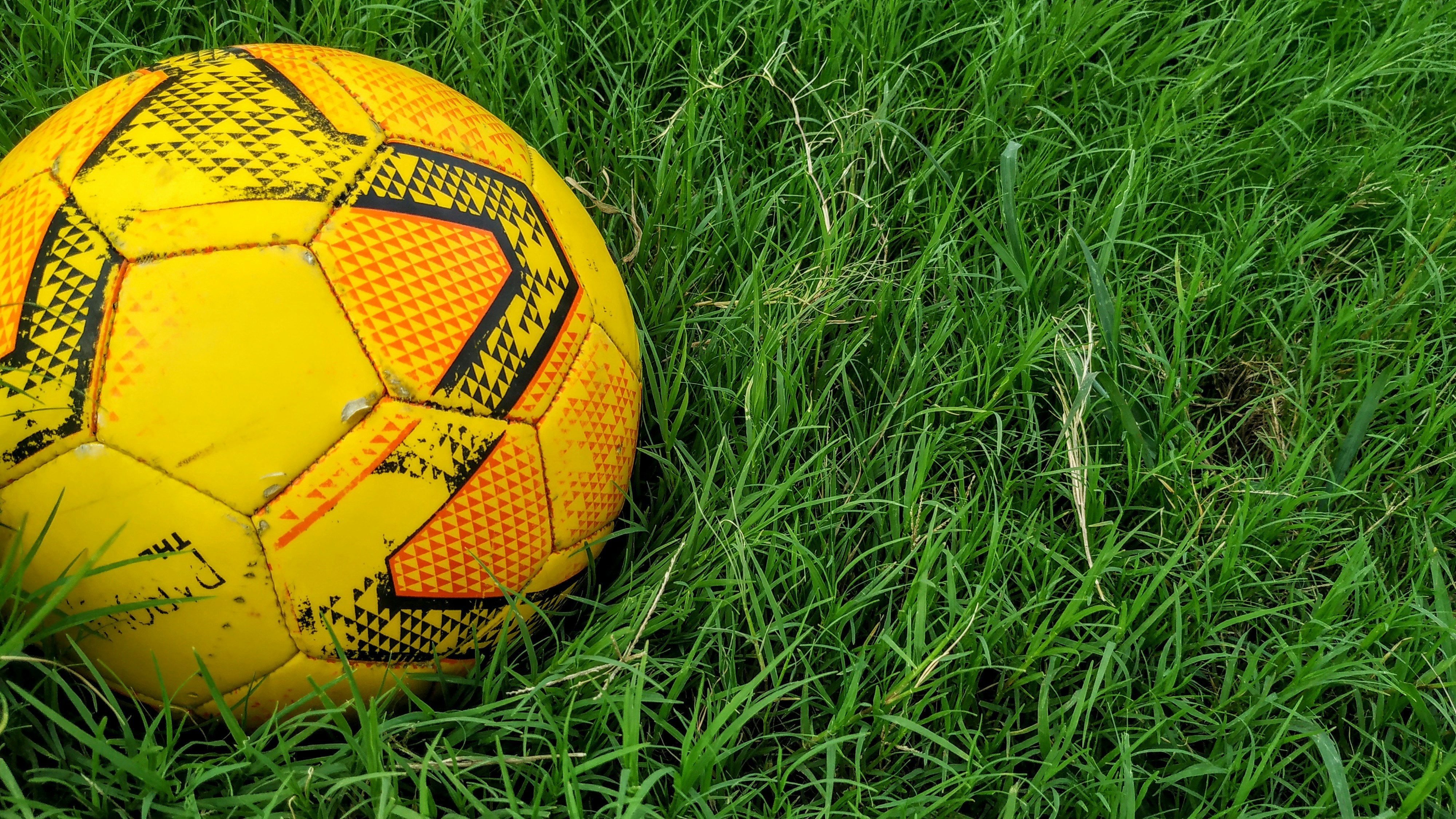 Bola de Futebol Aline