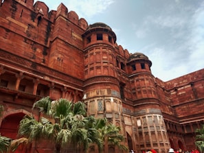 Historic forts and palaces showcasing intricate Punjabi architecture